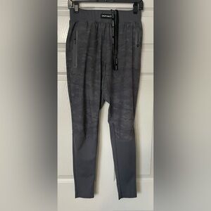 ALPHALETE Infinity Tech Joggers - Gray Camouflage - Mens Medium